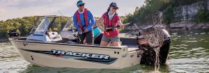 2018 Tracker Pro Guide Deep V 165